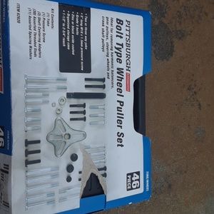 Pittsburgh Bolt Type Wheel Puller Set